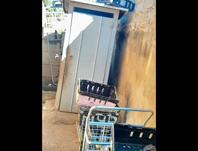 8 BEDROOM HOUSE FOR SALE IN TEMBISA EXT 11